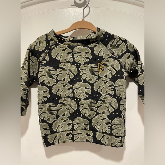 Mini munster Kids Black and Green Leaf Print sweatshirt size 3-6 months - Picture 2 of 4